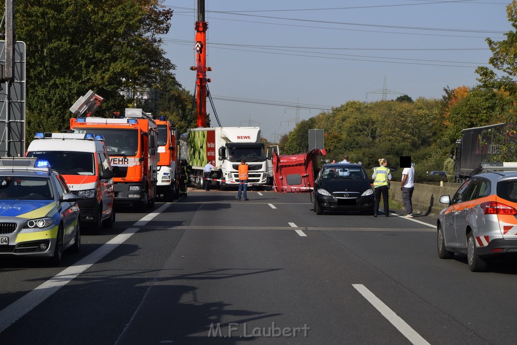 Schwerer VU PKlemm A 57 Rich Innenstadt Hoehe Koeln Chorweiler P009.JPG - Miklos Laubert